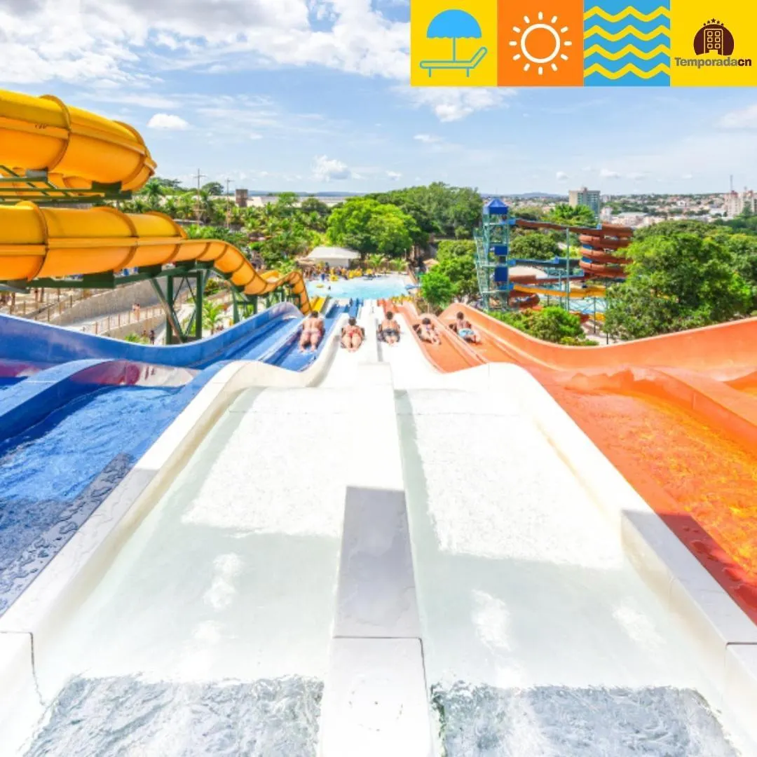 Piazza Com Acesso Ao Acqua Park location