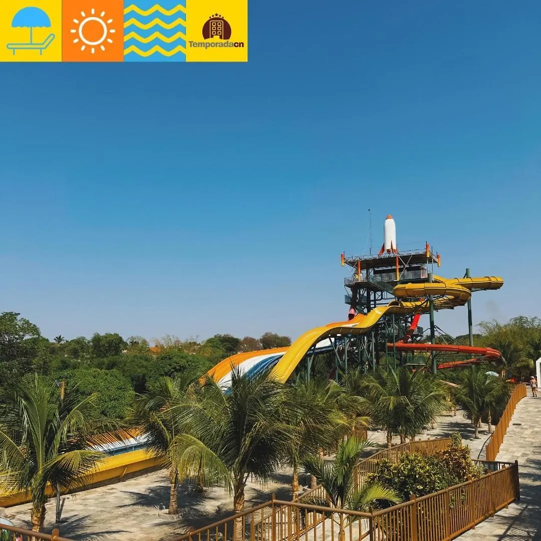 Piazza Com Acesso Ao Acqua Park Aparthotel Caldas Novas